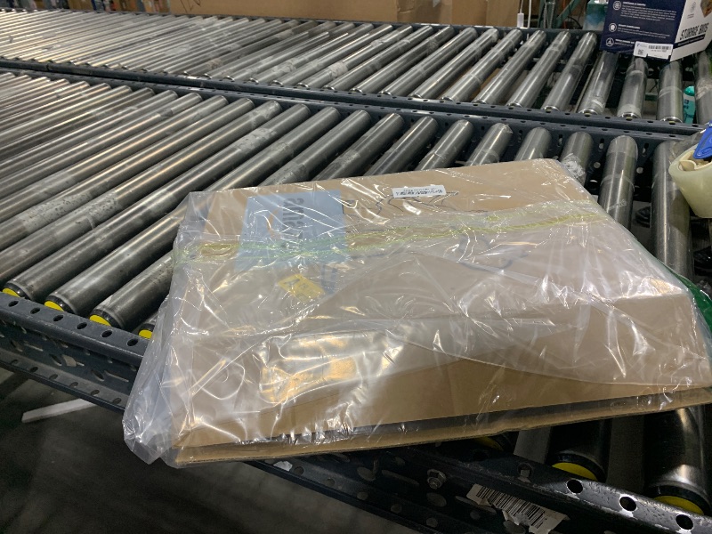 Photo 1 of Petskd Top-Expandable Pet Carrier 17x11x9.5 Inches Alaska Airline Approved, Soft-Sided Carrier for Small Cats and Dogs with Locking Safety Zippers and Anti-Scratch Mesh(Black)