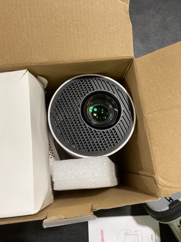 Photo 1 of ?Electric Focus?Magcubic Mini Projector 4K Support, Portable Projector with WiFi 6 and Bluetooth 5.4, Smart Proyector, 5W Soundbase Speaker, 180°Rotation for Home Theater