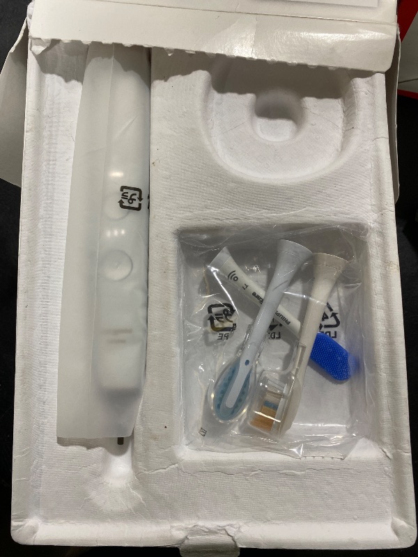 Photo 1 of Philips Sonicare DiamondClean Smart 9500 Electric Toothbrush, Sonic Toothbrush with App, Pressure Sensor, Brush Head Detection, 5 Brushing Modes and 3 Intensity Levels, Rosegold, Model HX9923/61