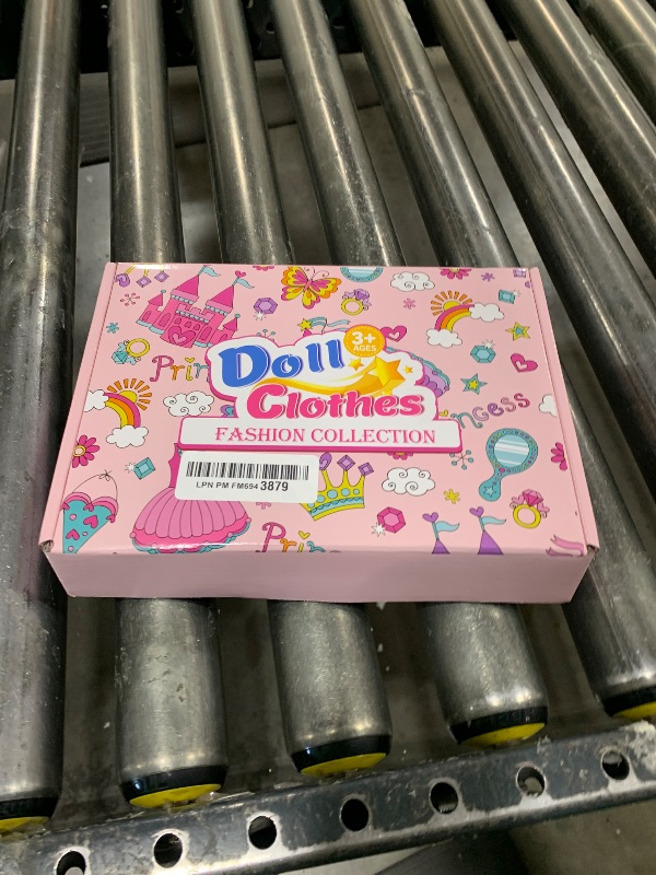 Photo 1 of ?195 Pcs Doll Clothes and Accessories Kit, Include Princess Gowns, Fashion Skirt, Slip Dresses, Tops, Pants, Bikini Swimsuits, Shoes, Crowns, Necklaces, Glasses, Hangers in Gift Box for 11"-12" Dolls