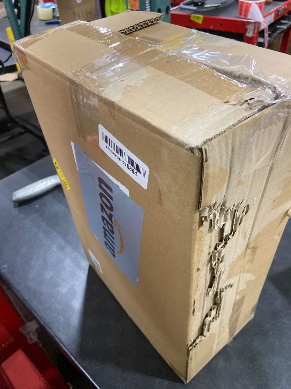 Photo 1 of Jay Franco Hello Kitty Stars Twin Comforter Set - 5 Piece Bedding Includes Sheet Set & Pillow Covers - Super Soft Zodiac Black & Gold Bedding