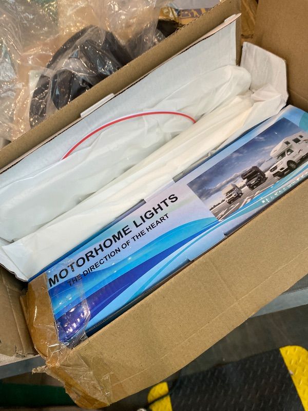 Photo 1 of *MINOR DAMAGE - USED*
NAOEVO RV Lights Interior 2070LX, 1500LM RV LED Light Interior 12V, Camper Lights with 3 Color and Stepless Dimming, Energy-efficient Ceiling Light for Trailer Boat Car(8Pack, 2900-6500K)