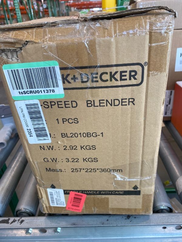 Photo 1 of *UNTESTED*
BLACK+DECKER Countertop Blender with 6-Cup Glass Jar, 10-Speed Settings, Black, BL2010BG