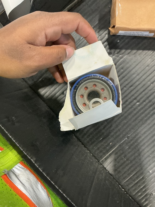 Photo 1 of (2 Pack) 15400-PLM-A02 Engine Oil Filter Compatible With Honda GX610 GX620 GX630 GX660 GX670 GX690 Engine Part # 15400-P0H-305PE, 15400-PLM-A01, 15400-PLM-A01PE, 15400-ZJ1-004