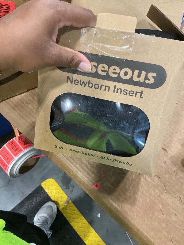 Photo 1 of *MISSING PARTS - See Clerk Notes*
Infant Car Seat Insert with 2 Headrest for Preemie to Toddler, Thickened Baby Car Seat Head Support for Side Impact Protection, Breathabble Newborn Carseat Insert with Filled Spong