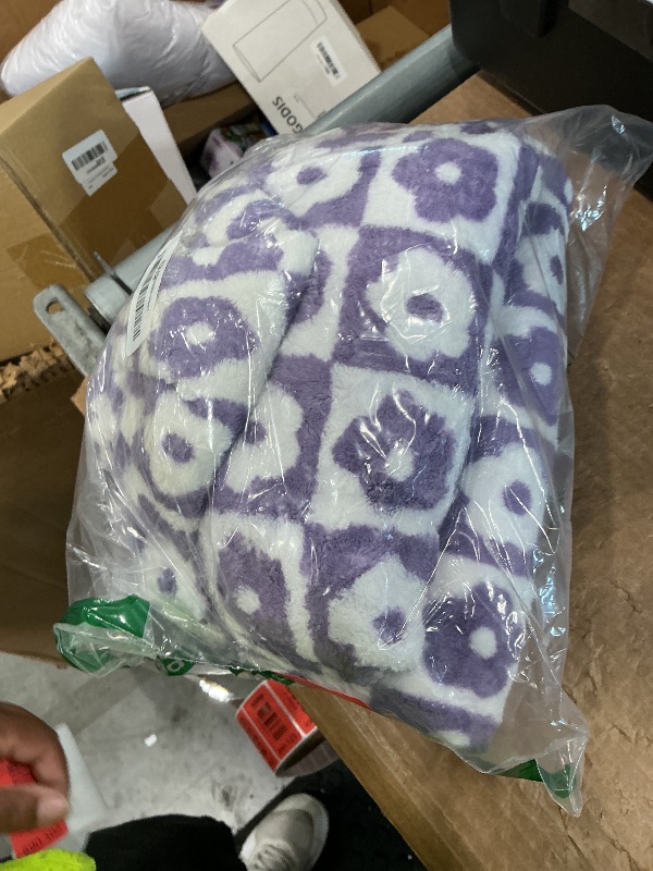 Photo 1 of *MISSING PARTS UNKNOWN*
Kinlop 6 Pcs Checkered Bath Towels Set Coral Washcloth Quick Dry Patterned Thin Coral Fleece Hand Towel for Bathroom Back to School Gym Spa Beach Accessories(Purple,Flower)