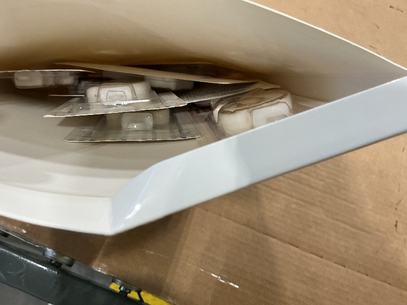 Photo 1 of 10 Pieces Cake Number Candles Birthday Numeral Candles Numbers 0-9 White Bougie with Golden Edges Cake Topper Bougie Decoration for Wedding Birthday Party Supply