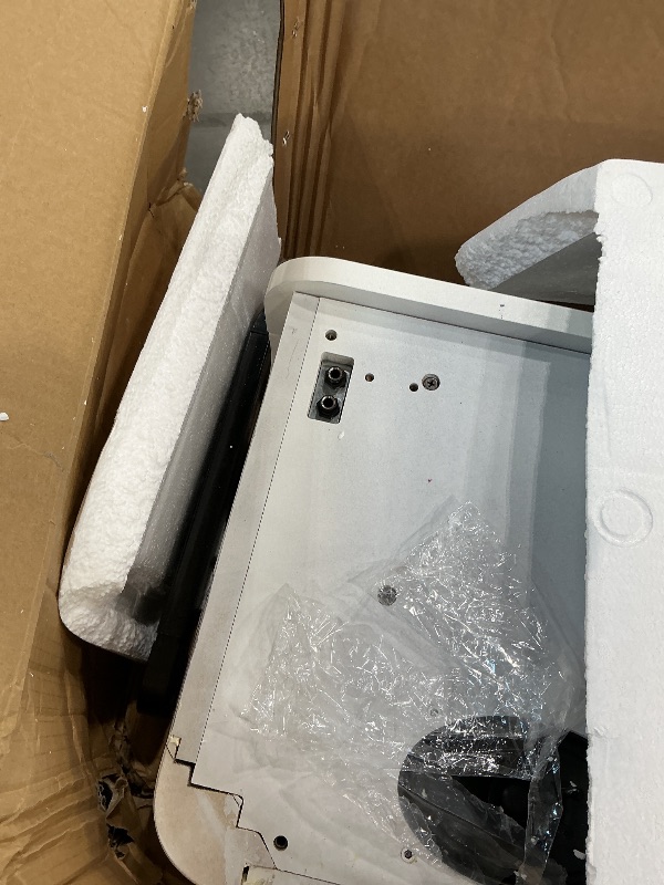 Photo 1 of ** FINAL SALE SOLD AS IS VENTA FINAL VENDIDO TAL CUAL, SIN DEVOLUCIONES**

AKLOT Modern Weighted Keyboard Piano: 88-Key Graded Hammer Action Digital Piano, ?Silent Soft-Fall Cover, Triple Pedal, MIDI, Headphone, Beginner Lesson Book, High-Gloss Pearl Whit