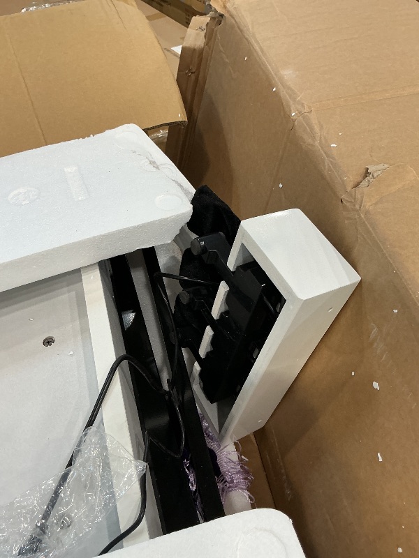 Photo 1 of ** FINAL SALE SOLD AS IS VENTA FINAL VENDIDO TAL CUAL, SIN DEVOLUCIONES**

AKLOT Modern Weighted Keyboard Piano: 88-Key Graded Hammer Action Digital Piano, ?Silent Soft-Fall Cover, Triple Pedal, MIDI, Headphone, Beginner Lesson Book, High-Gloss Pearl Whit