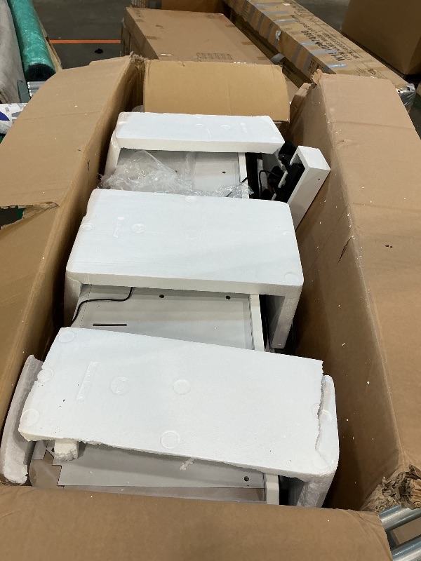 Photo 1 of ** FINAL SALE SOLD AS IS VENTA FINAL VENDIDO TAL CUAL, SIN DEVOLUCIONES**

AKLOT Modern Weighted Keyboard Piano: 88-Key Graded Hammer Action Digital Piano, ?Silent Soft-Fall Cover, Triple Pedal, MIDI, Headphone, Beginner Lesson Book, High-Gloss Pearl Whit