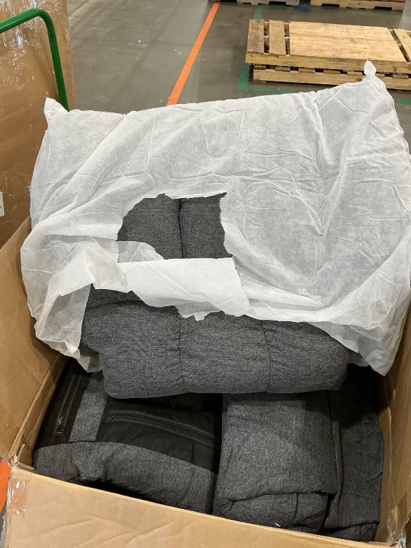 Photo 1 of *USED*
DUMOS Power Lift Recliner Chair with Vibration Massage and Heat for Elderly, Ergonomic Overstuffed Breathable Fabric Reclining Chair with 3 Pockets, Remote Control, Living Room, Bedroom, Grey