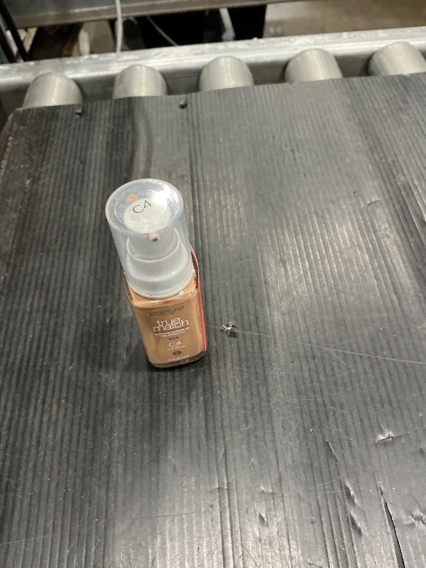 Photo 1 of *MINOR DAMAGE - USED*
L'Oreal Paris True Match Super-Blendable Foundation, Medium Coverage Liquid Foundation Makeup, C4, Light Medium, 1 Fl Oz