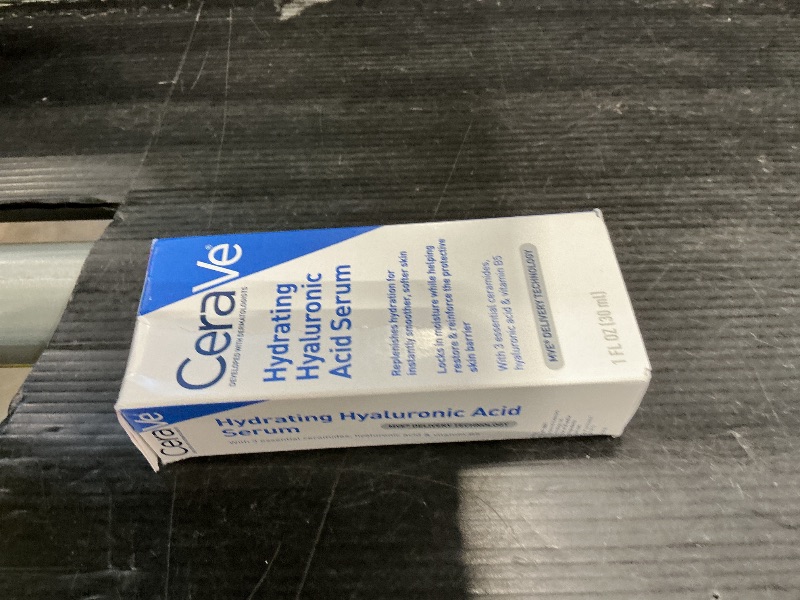 Photo 1 of *MINOR DAMAGE - USED*
Cerave Hyaluronic Acid Serum for Face with Vitamin B5 and Ceramides, Hydrating Face Serum for Dry Skin, Fragrance Free, 1 Ounce