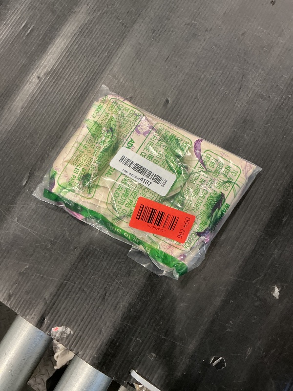 Photo 1 of 100% Pure Mulberry Silk Pillowcase Standard Size for Hair and Skin,Real Silk Pillow Cases with Zipper,Soft and Cooling,Both Sides Natural Slip Silk,Rose Floral Print,1pc(20"x26", Pattern7)