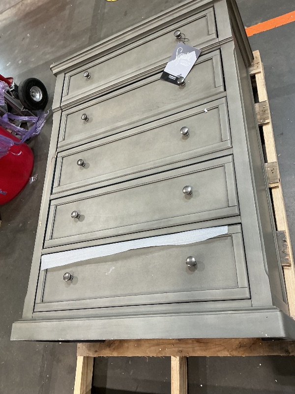 Photo 1 of *Minor Damage - See Live Photos*
Signature Design by Ashley Lettner Traditional 5 Drawer Chest with Dovetail Construction, Light Gray