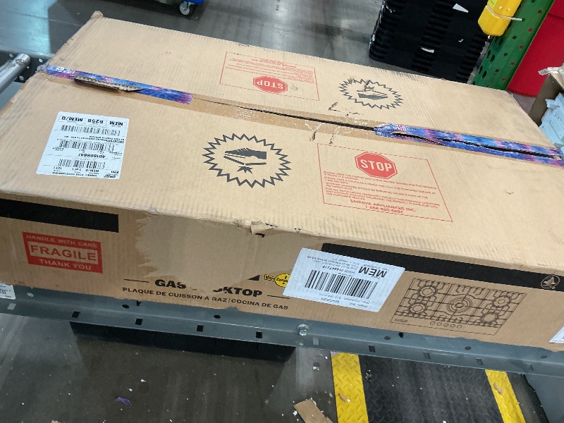 Photo 1 of **PARTS ONLY** Empava 36 Inch Built-in Gas Cooktop with 5 Sealed SABAF Burners, Black Tempered Glass Surface, LPG/NG Convertible, Flame Failure Protection, Dishwasher Safe Grates