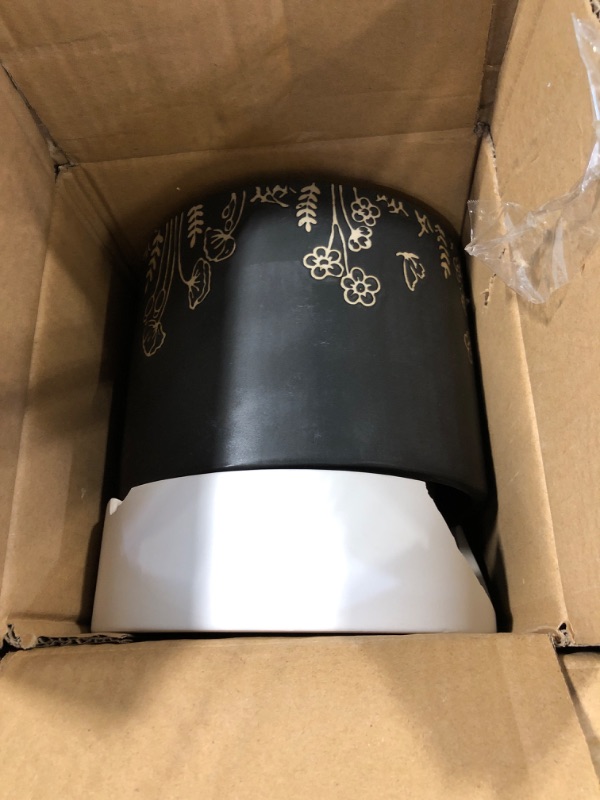 Photo 1 of ** SOLD AS IS, NO REFUND/RETURN* SEE COMMENTS!
Self watering plant pot black