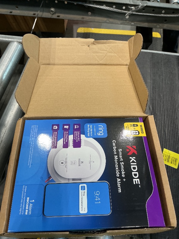 Photo 1 of *MISSING PARTS - See Clerk Notes*
Kidde Smart Smoke and Carbon Monoxide Detector, Ring App Enabled for Real-Time Notifications, Hardwired Alarm, AA Backup Battery