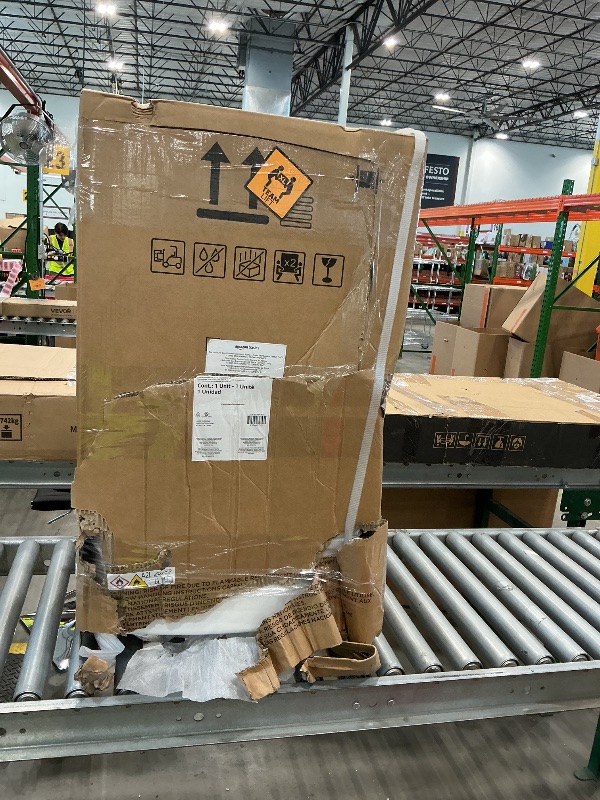 Photo 1 of Amazon Basics 4-In-1 Portable Air Conditioner, 13500 BTU (ASHRAE), Cools Up to 550 Sqf, Portable AC with Cool/Heat/Dry (Dehumidifier)/Fan-Only Functions, Auto Mode, Sleep Mode, Timer, White