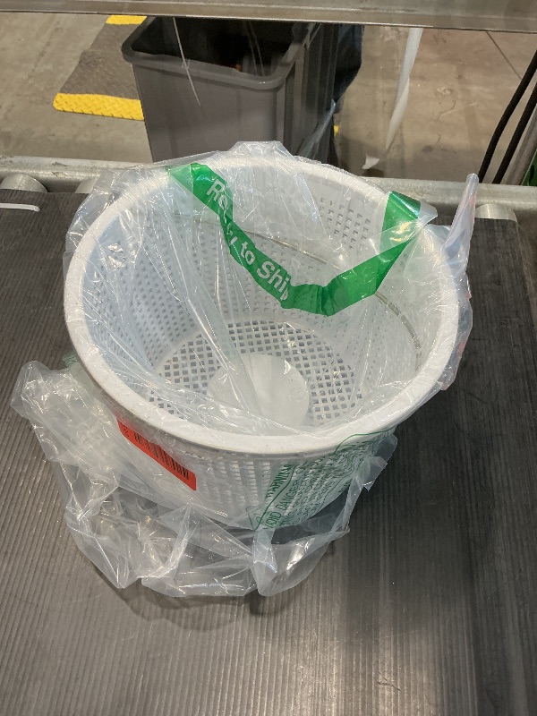 Photo 1 of 8" Pool Skimmer Basket for Inground Pool Compatible with Pentair U-3 Skimmer Basket 08650-0007 and Hayward SP1070 SPX1070E Pool Basket ?Stainless Steel Handle?Rubber Grip & Built in weighting?White