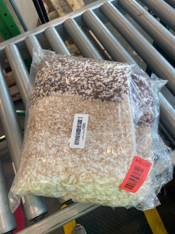 Photo 1 of *USED*
OLANLY Bathroom Rug Set 2 Piece, Soft Absorbent Microfiber Bath Rug Set, Non-Slip, Machine Wash Dry, Plush Shaggy Bath Mats for Bathroom (30"x20"+24"x16", Brown)