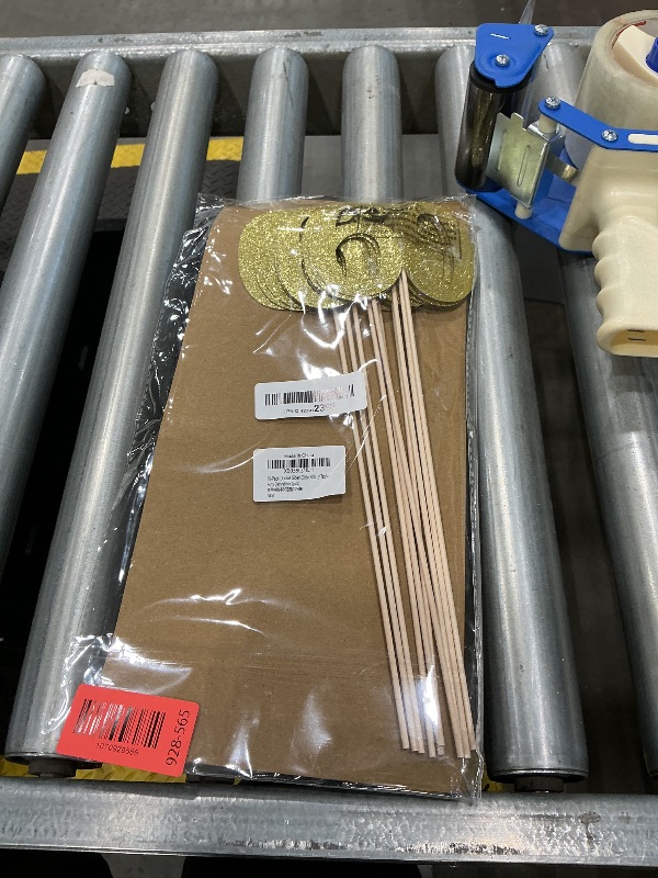 Photo 1 of 10-Pack Double Sided Glitter 60th Birthday Centerpiece Anniversary Centerpiece Sticks, Number 60 Table Topper Cake Topper for 60th Birthday Anniversary Table Party Decorations (Double Sided gold)