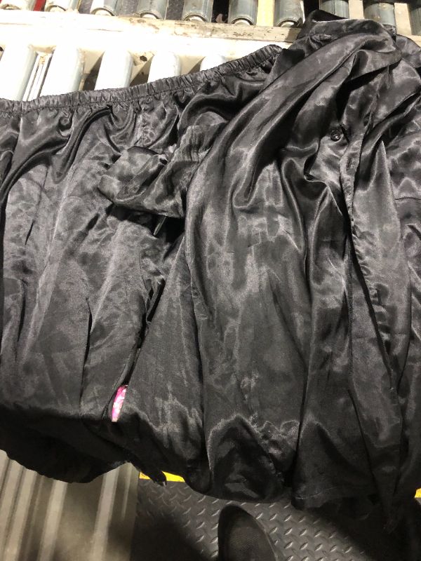 Photo 1 of ***ITEM CORRECT***Ekouaer Men Satin Silk Pajamas Set 2 Piece Button Down Sleepwear Long Pants Loungewear with Pockets Black