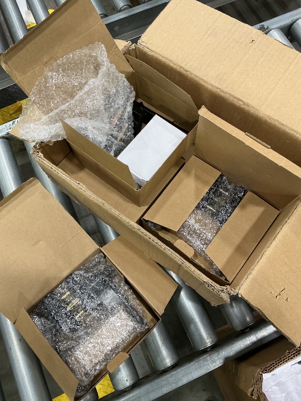 Photo 1 of ***SEE CLERK COMMENTS*** Plustool 6 Pack Matte Black Door Handles, Keyless Interior Door Knobs, Privacy Door Lever Locksets for Bedroom Bathroom, Heavy Duty Square Door Lock (2.0lb), Reversible for Left&Right Handled Doors