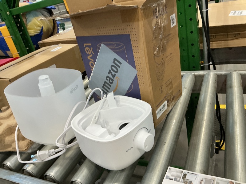 Photo 1 of *Missing Parts*
LEVOIT Top Fill Humidifiers for Bedroom, 2.5L Tank for Large Room, Easy to Fill & Clean, 28dB Quiet Cool Mist Air Humidifier for Home Baby Nursery & Plants, Auto Shut-off and BPA-Free for Safety, 25H