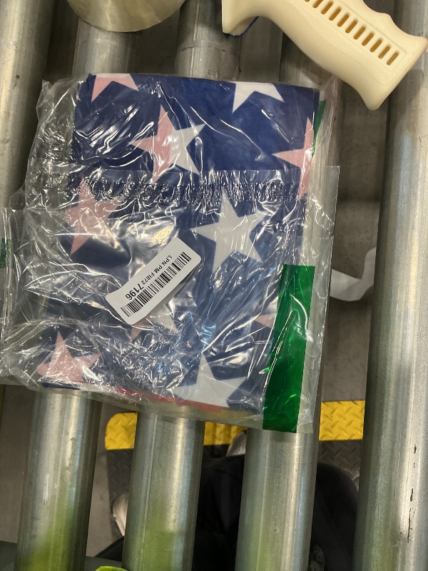 Photo 1 of *MISSING PARTS*
Mexico Flag american flag 3x5 Foot- Mexican National Flags Indoor/Outdoor Quality Polyester with Vivid Color Brass Grommets Decorations (Mexico Flag +american flag) …