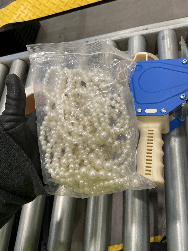 Photo 1 of 10PCS White Imitation Pearl Bow Cake Decorations Birthday Party Bow Dots Cupcake Toppers for Children's Birthday Baby Shower Party Cake Decorations Supplies