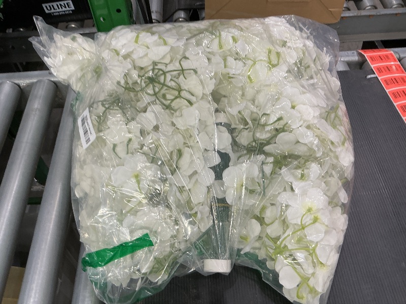 Photo 1 of Yastouay Babys Breath Artificial Flowers, 30 Pcs White Baby Breath Flowers Artificial Bulk, Real Touch Fake Babys Breath Gypsophila for Wedding Party Bouquet Floral Arrangement Home Decor