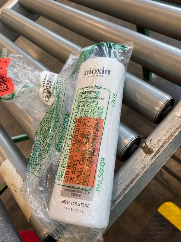 Photo 1 of *USED*
Nioxin System 4 Scalp + Hair Shampoo | For Colored or Damaged Hair with Progressed Thinning | With Niacinamide and Biotin | 16.9 Fl oz.