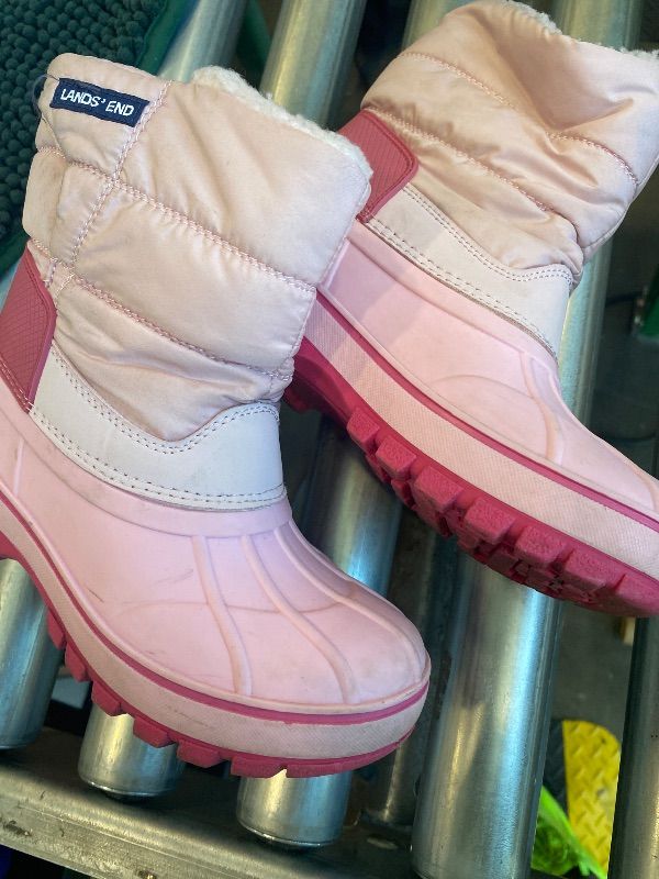 Photo 1 of **USED**
Lands' End Waterproof Kids Snow Boots - Insulated Warm Fleece Lined Winter Boots for Toddlers, Girls & Boys - Cotton Candy Pink, 13 Little Kid