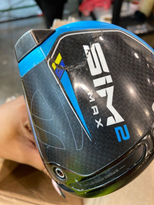 Photo 1 of **DAMAGED**
TaylorMade Golf SIM 2 MAX DRIVER 10.5 DEGREE MENS RIGHT HAND GRAPHITE STIFF