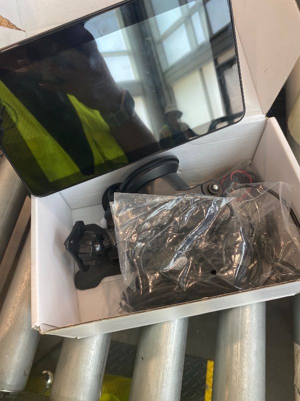 Photo 1 of *UNTESTED*
Portable Wireless with Apple CarPlay and Android Auto Screen for Car, 7" HD Touch Screen Car Stereo with Mirror Link, Bluetooth 5.2, Backup Camera, AUX,FM Transmitter for All Vehicle