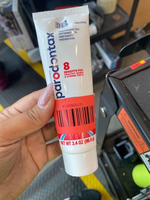 Photo 1 of *PARTIAL SET - ONLY 1*
Parodontax Complete Protection Toothpaste, Pure Fresh Mint - 3.4 oz x 3