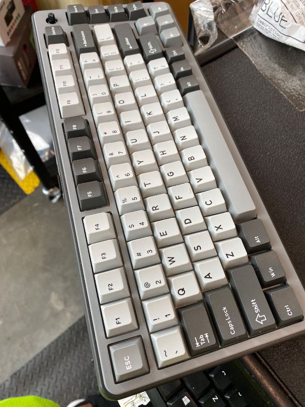 Photo 1 of *MISSING PARTS - see clerk notes*
YUNZII B75 PRO Wireless Mechanical Keyboard,75% Layout with Knob,Hot Swap Gasket Structure,Creamy Pre-lubed Switches,RGB Backlit,Bluetooth/Type-C/2.4G for Win/Mac (Dark Grey, Milk Switch)