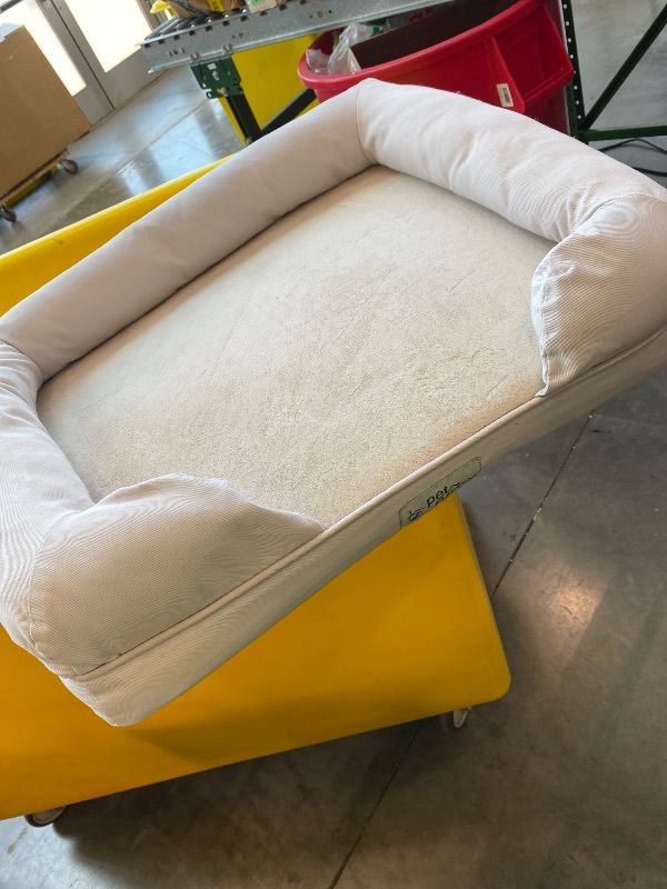Photo 1 of *MAJOR DAMAGE*
Bedsure Orthopedic Dog Bed Medium Size Dogs - Washable Medium Dog Cat Bed Waterproof, Comfort Pet Couch Sofa with Washable Removable Cover, Pets Bed with Nonskid Bottom, Ivory, 28"
