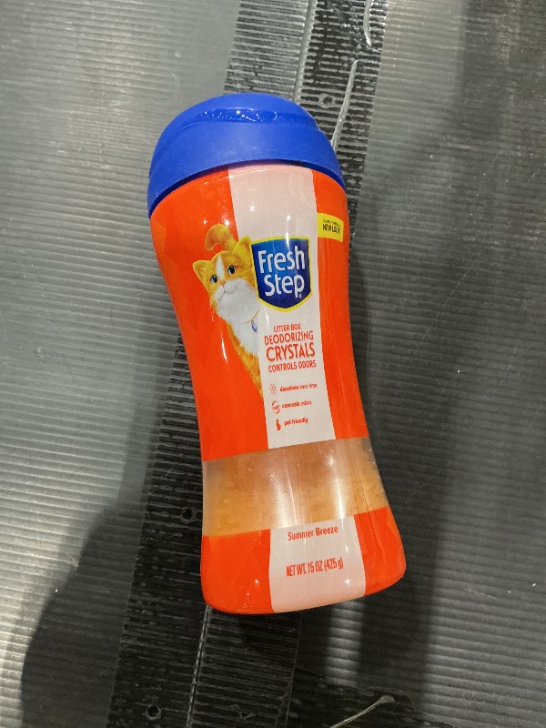 Photo 1 of ***FAIRLY LOW*** Fresh Step Cat Litter Crystals in Tropical Summer Breeze Scent - Cat Litter Box Deodorizer - Combats Odors and Neutralizes Smells to Keep Your Home Clean, 15 Ounce