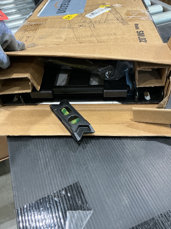 Photo 1 of *Missing piece, contact usx-mount for a replacement* USX MOUNT Full Motion TV Wall Mount 42"-84" TVS, Fits 16" 18" or 24" Studs, Heavy Duty TV Mounts Bracket with Dual Articulating Arms Tilt Swivel Extension Max VESA 600x400mm, Weight Capacity 110lbs