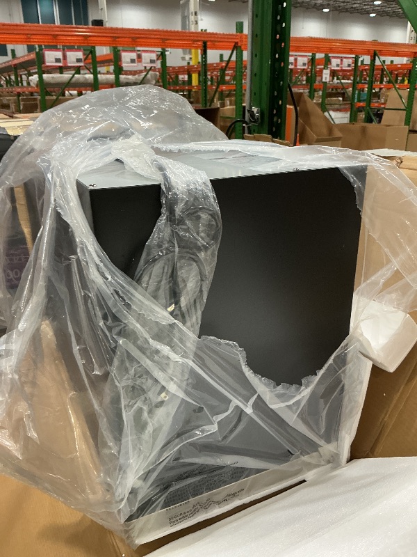 Photo 1 of *Minor Damage* EdgeStar IB250 15 Inch Wide 20 Lbs. Capacity Free Standing and Undercounter Ice Maker with 25 Lbs. Daily Ice Production - Stainless Steel