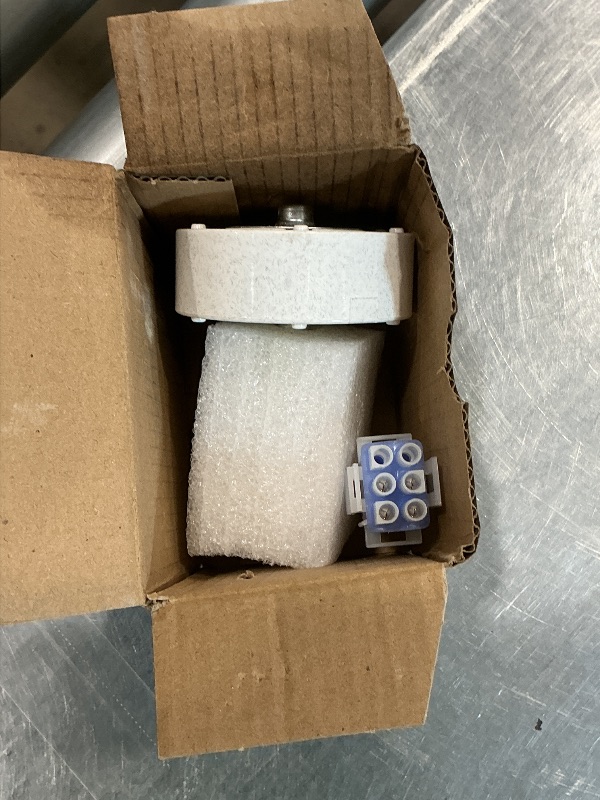 Photo 1 of 241509402 Evaporator Fan Motor by Seentech - Exact fit for Frigidaire Electrolux Refrigerator, Replace Part Number: PS1526073,AP3958808, 1196443, 241509401, 7241509402, AH1526073, EA1526073