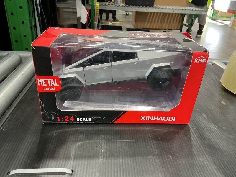 Photo 1 of 1/24 Large Toy Truck - FUBARBAR Model Car, 1:24 Diecast Toy Pickup for Kids Boys 3+ Years - Electric Metal Drivable Truck with Sound, Light, and Pull-Back Action