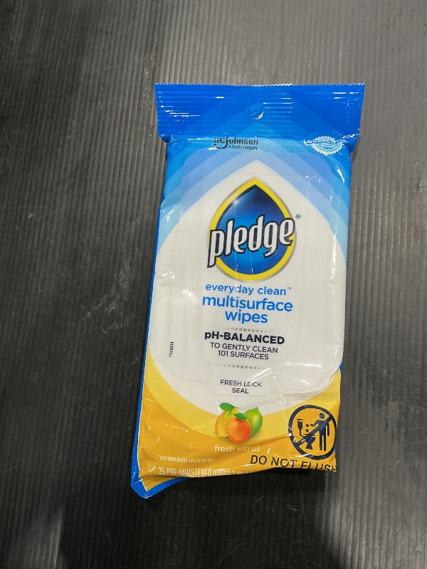 Photo 1 of *Missing Parts*
Pledge Multisurface Cleaning Wipes, pH Balanced, Fresh Citrus, 25 Count (Pack of 4, 100 Total Wipes)