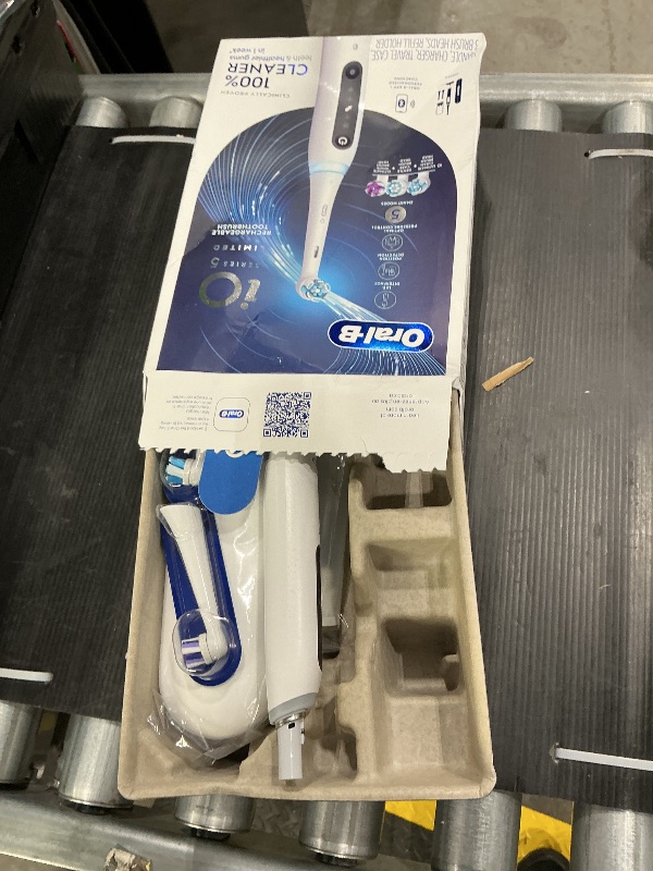 Photo 1 of *Missing item/ brush* Oral-B iO Deep Clean + Whiten Rechargeable Electric Toothbrush with Visible Pressure Sensor, 2 Minute Timer, 5 Cleaning Settings, 1 iO5 Limited, 3 Toothbrush Heads, Travel Case & Refill Holder, White