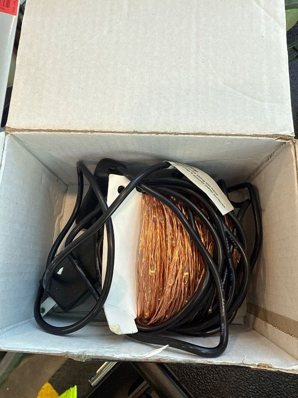 Photo 1 of *USED*
Moobibear Ultra Long LED String Lights 164ft 500 LEDs Copper Wire Lights, UL Listed Plug in Warm White Fairy Lights with ON/Off Switch for Bedroom Patio Wedding Party Valentines Day Decor