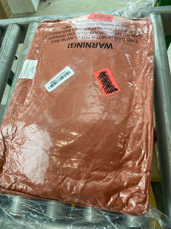 Photo 1 of *Factory Sealed*
ROSGONIA California King Comforter Set Burnt Orange,3pcs(1 Boho Terracotta Cal King Comforter & 2 Pillowcases),All Season Rust Blanket Quilt Oversized