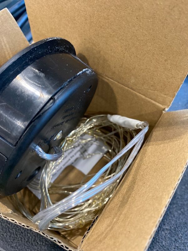 Photo 1 of *Untested*
VOOKRY Watering Can Solar Lights Replacement Top - 1 Pack 3.6in Round Solar Panel with 3.5Ft 80 LED Flashing String Lights, Outdoor Waterproof Lantern Decorative Battery Box Replacement Accessories