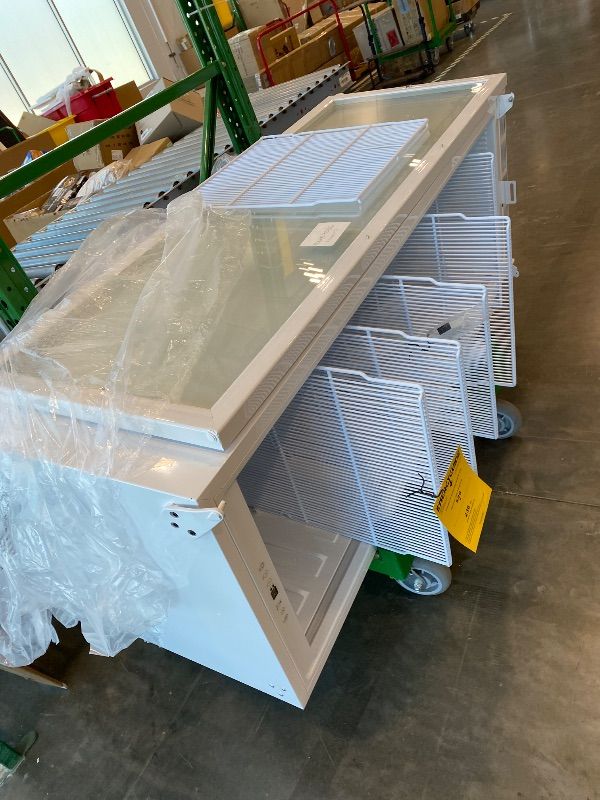 Photo 1 of **ITEM DOES NOT FUNCTION**
Velivi Commercial Merchandiser Refrigerator, 13.8 Cu Ft Display Beverage Fridge with Glass Door Upright Cooler with LED Light Low Noise, Fast Cooling for Shop, Restaurant, Office (White)